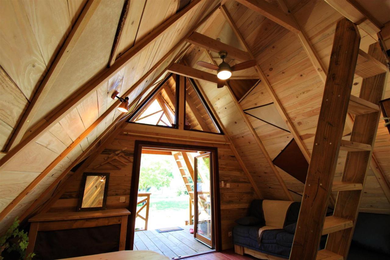 Habitat Createur - Hebergements Insolites Au Camping Municipal "Les Ecureuils" Recoubeau-Jansac Luaran gambar