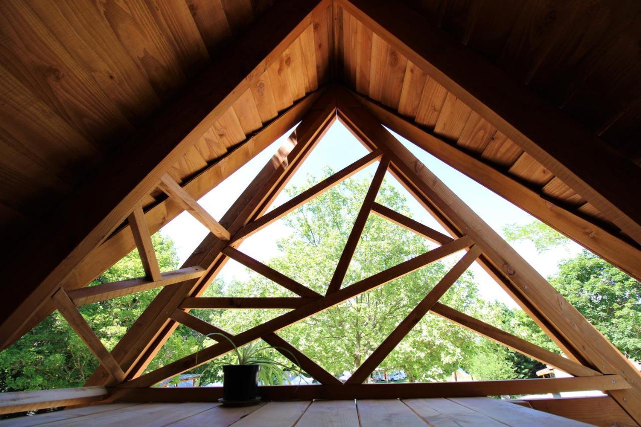 Habitat Createur - Hebergements Insolites Au Camping Municipal "Les Ecureuils" Recoubeau-Jansac Luaran gambar