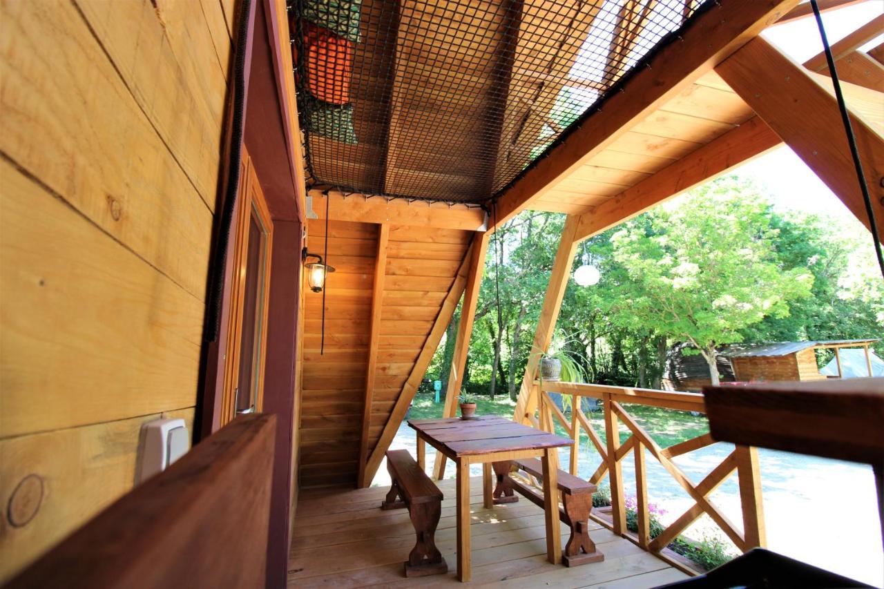 Habitat Createur - Hebergements Insolites Au Camping Municipal "Les Ecureuils" Recoubeau-Jansac Luaran gambar