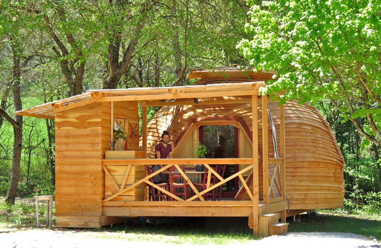 Habitat Createur - Hebergements Insolites Au Camping Municipal "Les Ecureuils" Recoubeau-Jansac Luaran gambar