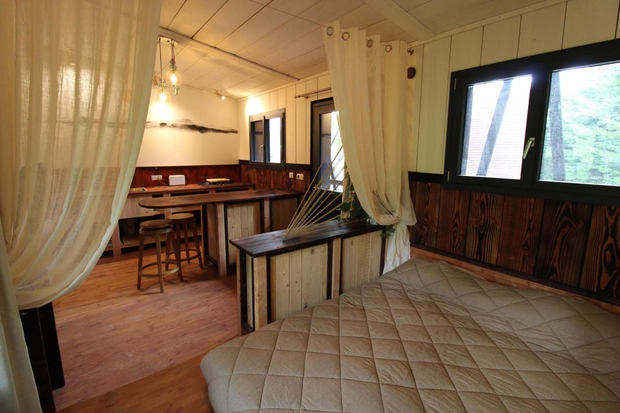 Habitat Createur - Hebergements Insolites Au Camping Municipal "Les Ecureuils" Recoubeau-Jansac Luaran gambar